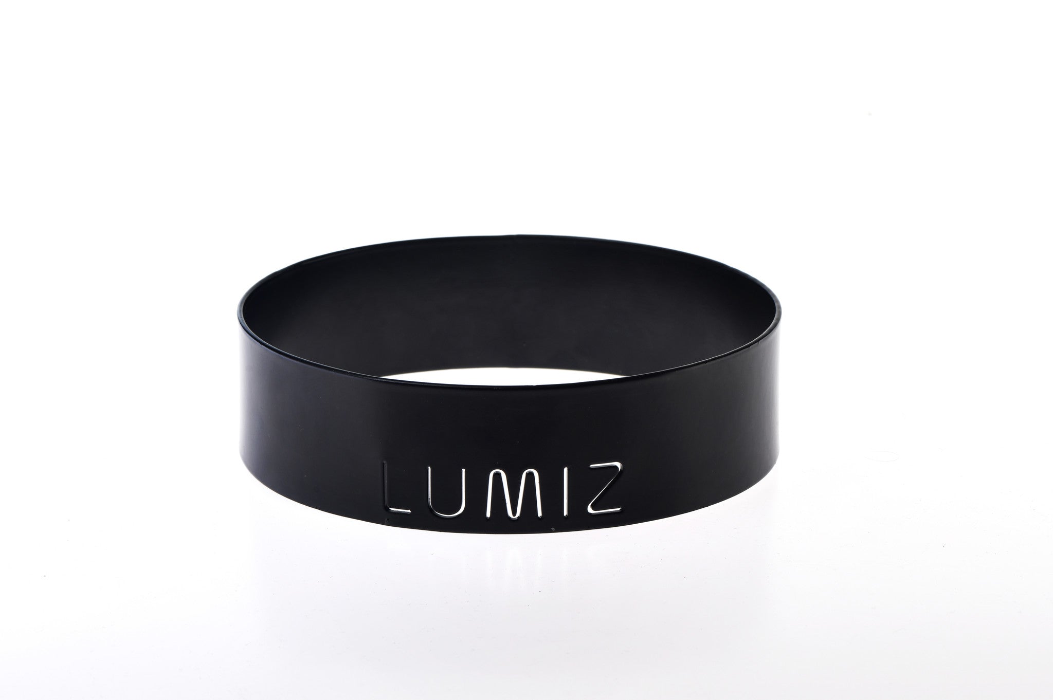 Lumiz metalen ring L - 18 cm - zwart